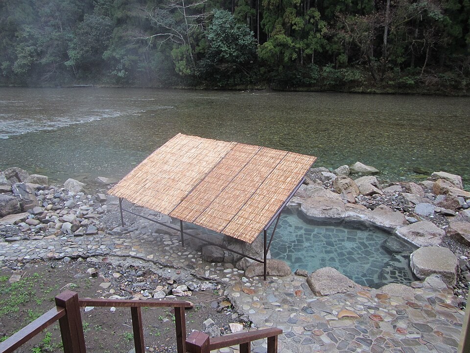 Kumano Kodo pilgrimage route Kawa-yu Onsen World heritage 熊野古道 川湯温泉149.JPG
