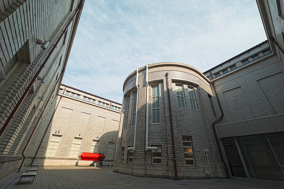 Courtyard architecture at Kyoto City KYOCERA Museum of Art